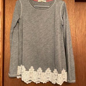 Lace Bottom Long Sleeve Knit Shirt